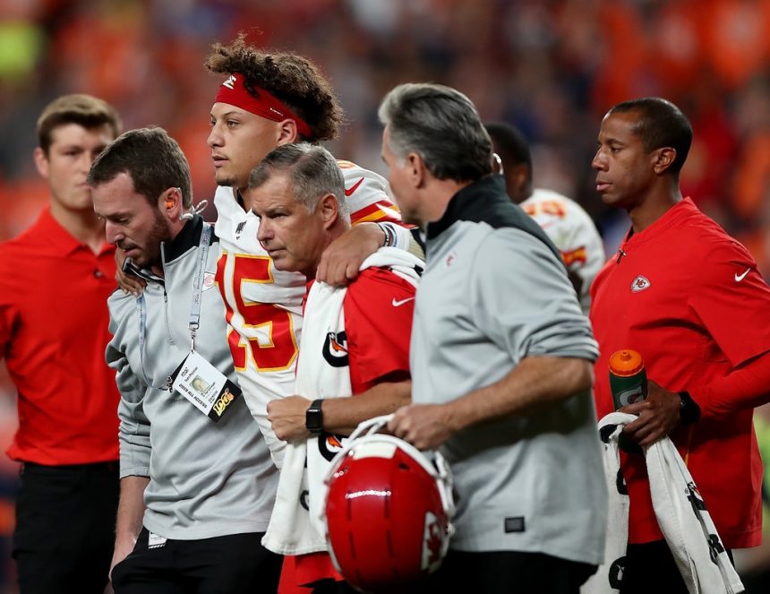 Patrick Mahomes ankle injury