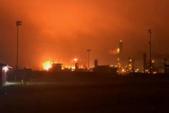 Political News: A chemical plant blast has injured 3 and caused extensive damage to a Texas city as fire continues to burn – CNN