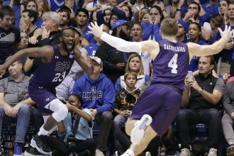Political News: Powerhouse Duke Falls To Stephen F. Austin University With Buzzer-Beating Layup – NPR