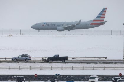 Political News: ‘Bomb Cyclone’ Whips Through The West As Winter Storms Snarl Thanksgiving Travel – NPR