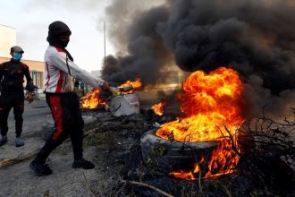 Political News: Why are Iraqi protesters targeting Iranian buildings? – Al Jazeera English