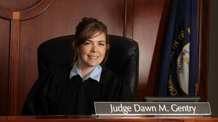 Fox News Today: Kentucky judge accused of retaliation, attempting threesomes with staffers and allowing drinking in courthouse