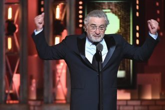 Fox News Today: Robert De Niro wants Trump to get a bag of this thrown in his face