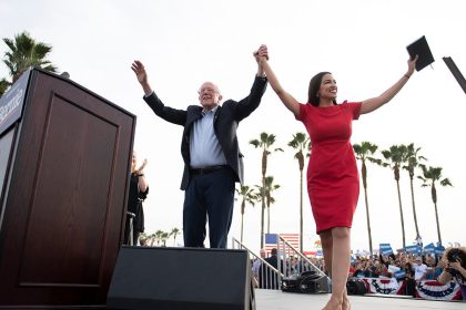 Fox News Today: Bernie Sanders, AOC hit the beach with LA rally, take swipes at Buttigieg over ‘wine cave’ fundraiser