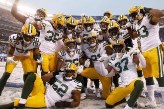 Latest Sports News: Giants-Packers ‘Kudos & Wet Willies’ review: Packer party edition – Big Blue View