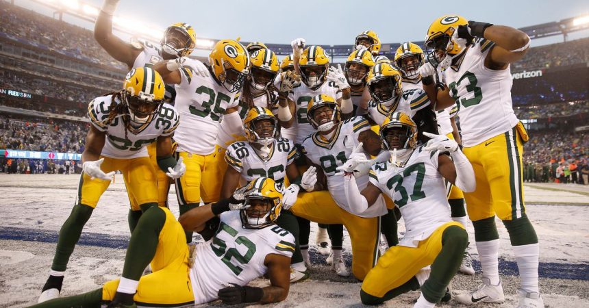 Latest Sports News: Giants-Packers ‘Kudos & Wet Willies’ review: Packer party edition – Big Blue View