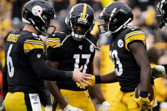 Latest Sports News: Devlin Hodges, Steelers’ no-name offense top Browns – DKPittsburghSports.com