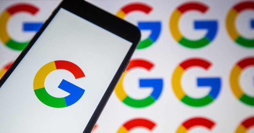 Tech News: Genius Allegedly Caught Google Stealing its Lyrics With an Ingenious Watermark – Vulture