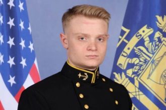 Fox News Today: Hero Naval Academy grad shot 5 times at Naval Air Station relayed crucial information before succumbing to …