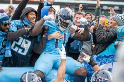 draftkings-nfl-saturday-night-wild-card-showdown:-picks-&-dfs-lineups
