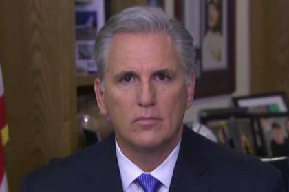 mccarthy-says-pelosi-holding-articles-of-impeachment-to-hurt-sanders’-iowa-chances