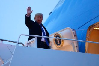 trump-lands-in-milwaukee-for-rally-as-house-announces-vote-to-send-articles-of-impeachment-to-senate,-dems-debate-in-iowa