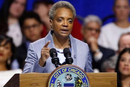 chicago-mayor-lori-lightfoot-says-she’s-unlikely-to-back-warren,-sanders-or-biden:-‘they-haven’t-reached-out’