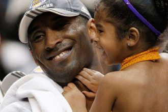 kobe-bryant’s-death-in-helicopter-crash-sparks-condolences-from-both-sides-of-political-aisle