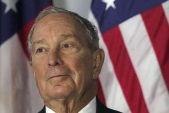 bloomberg-spotlights-gun-control-record-in-super-bowl-ad