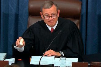 sen.-rand-paul-fumes-after-chief-justice-roberts-refuses-his-whistleblower-question