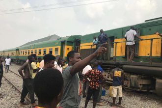tarkwa-train-breaks-down,-leaves-passengers-stranded