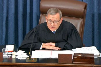 chief-justice-john-roberts-tells-schumer-he-won’t-break-ties-in-impeachment-trial