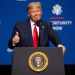 trump-responds-to-viral-‘orange-face’-photo:-it’s-‘more-fake-news’