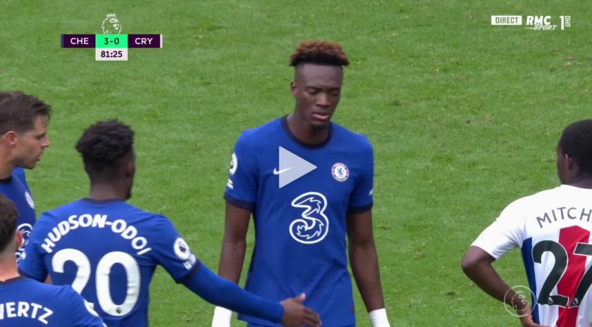 Tammy Abraham is not happy about this Angry face César Azpilicueta has to pull the striker away from the spot as he wanted to take the penalty...