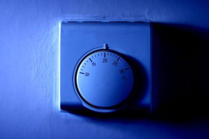 What are walk in cold rooms