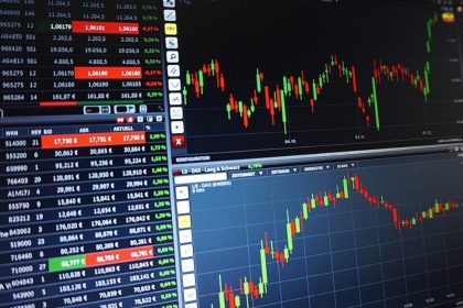 Can stock brokers make millions?