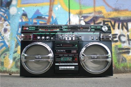 Radio Commercial: Why Your Business Needs an Advertising Jingle