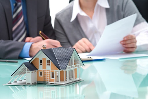 Proper Planning: 3 Key Things to Look for in an Estate Planning Lawyer