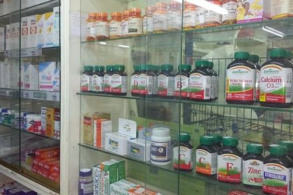 4 Things to Know Before Buying Supplements Online