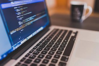 Who is middle Only when a junior gains experience and is ready to show independence in solving problems, he becomes a middle-developer.