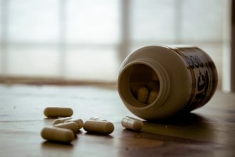 CBD Capsules Vs. CBD Oils: Which is Best?
