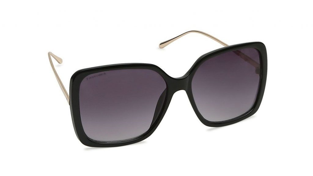 Make A Bold Style Statement In Black