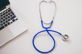 6 Steps to Find the Top International Health Insurance Companies