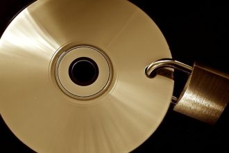 Top 7 Benefits of Online Data Backup Services
