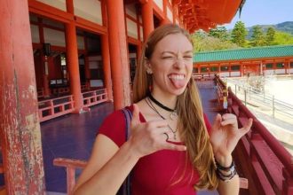 Eva Veil Wiki: Bio, Boyfriend, Instagram, Net Worth, Videos and Contacts