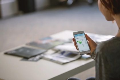 How To Read Someone's Text Messages Without Using A Phone?