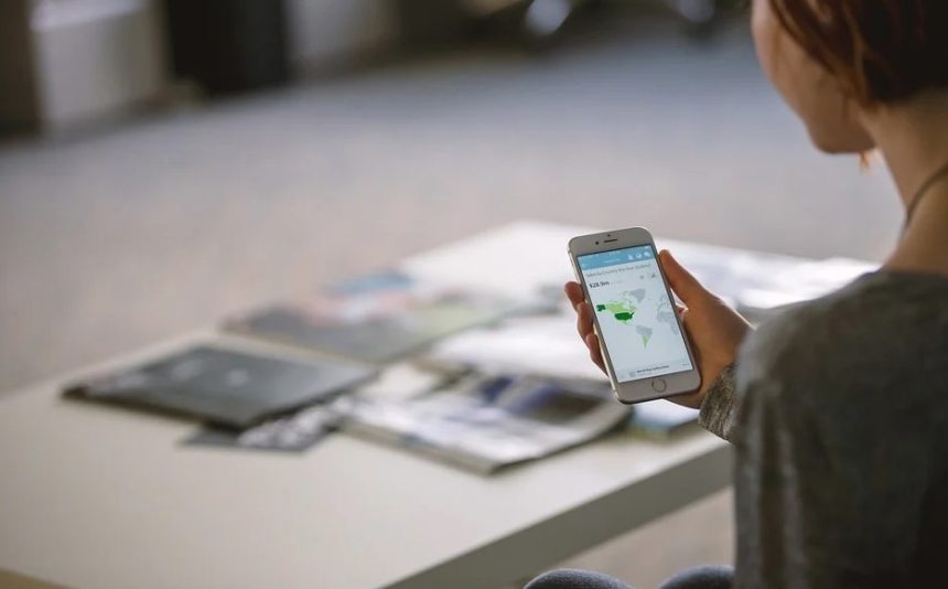 How To Read Someone's Text Messages Without Using A Phone?