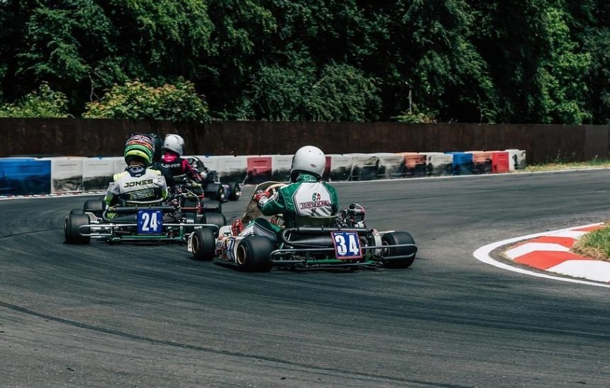 WHAT IS GO-KARTING? Go karting for kids for the first time is a lot of fun, whether people are a first-time go-kart racer, an enthusiast, or a pro-go-kart racer. Several people race go-karts on racing tracks every weekend or whenever individuals have the chance. Countless elite racers spent their lives in go-karting, surprisingly. It was an easy weekend activity or leisure to start up, with a low entrance barrier. If someone is more serious, one may rent a go-kart at the race track or buy their own. Even though go-karts are very easy compared to vehicles, many people are unfamiliar with the basics of how