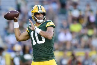 JORDAN LOVE RETURN AS A PACKER