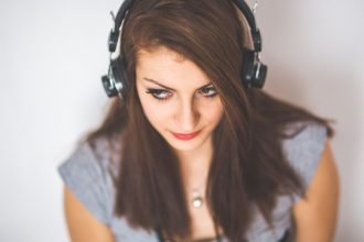 What Are Characteristic Features Of A Quality Wireless Headphone?