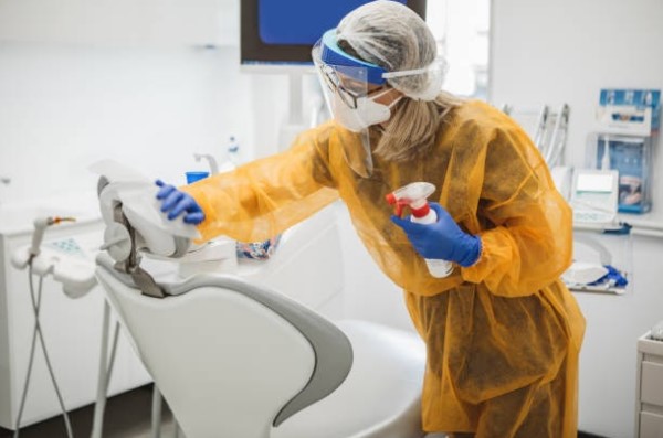 How do the Best Singapore Cleaning Services Serve Customers?