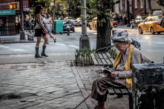 3 Ways to Help Your Aging Parent be More Active
