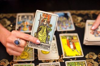 Tarot Reading Trends You Absolutely Must Try in 2021