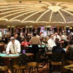How to play the progressive jackpot game called The Diamond King