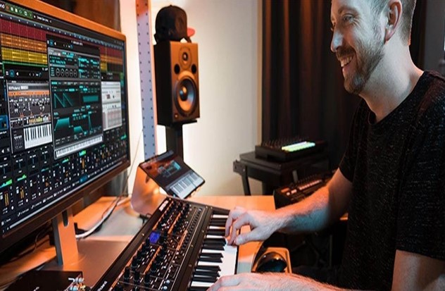 Top 7 Best Music Production Software