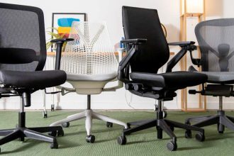 Make Your Office Look Elegant With The Best Office Chairs And Cheap Desks