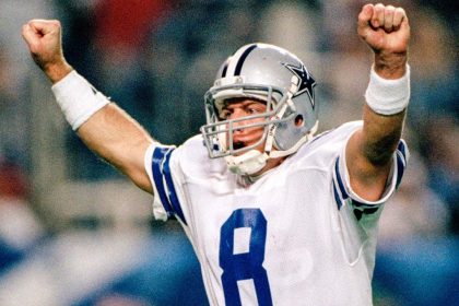 Troy Aikman expresses his desire to have been announcing today's Cowboys-49ers game.