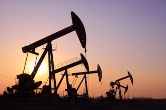 Trade Energy Commodities with FinsRoyal to Have Tight Spreads