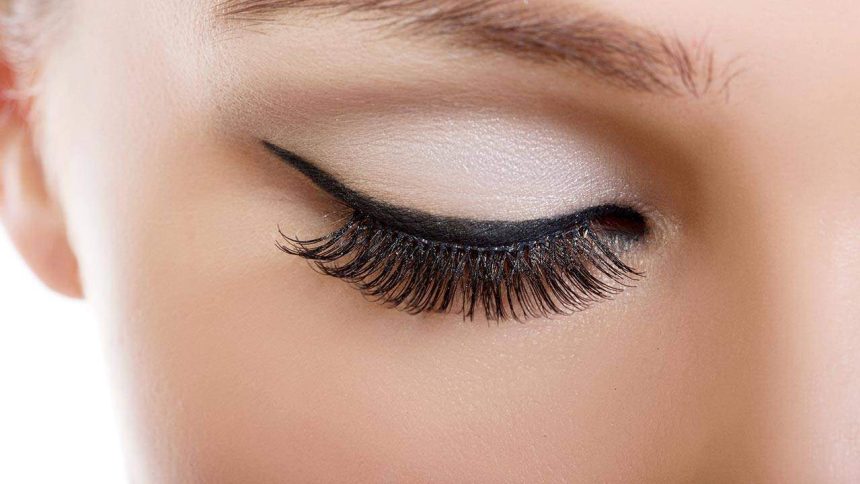 Eye makeup