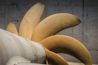 Top Propeller Options for Your Outboard Engine: A Closer Look